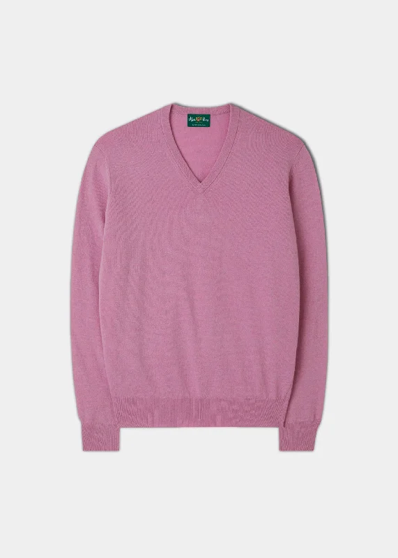 Men's Geelong Lambswool Vee Neck Jumper in Pink Haze - Regular Fit