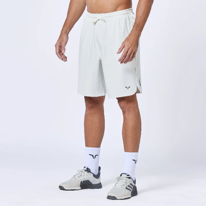 Essential Pro 9 Inch Shorts - Pearl White